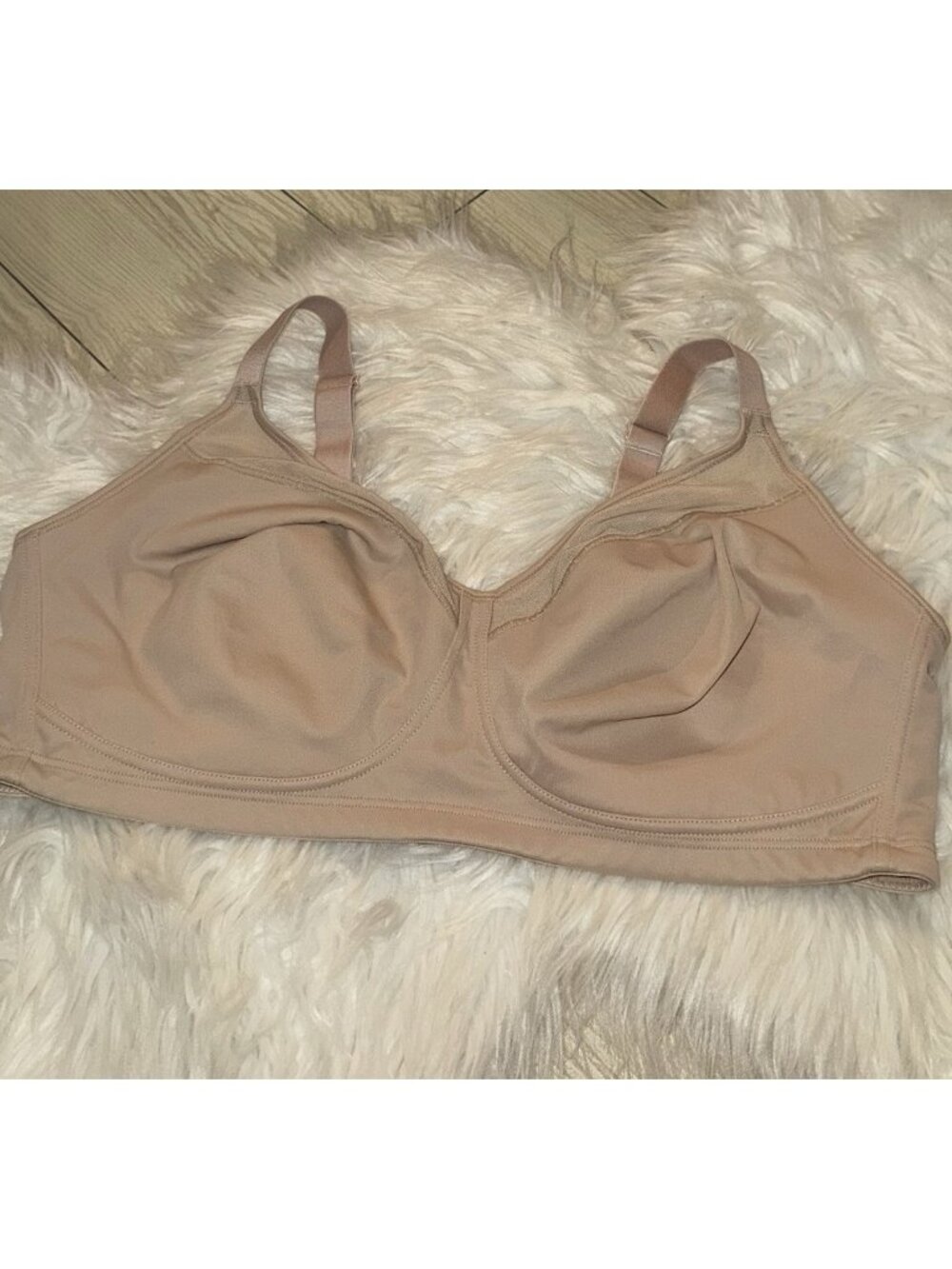 Playtex 4697 18 Hour Smoothing Minimizer Bra WF TruSUPPORT Womens 40D Beige